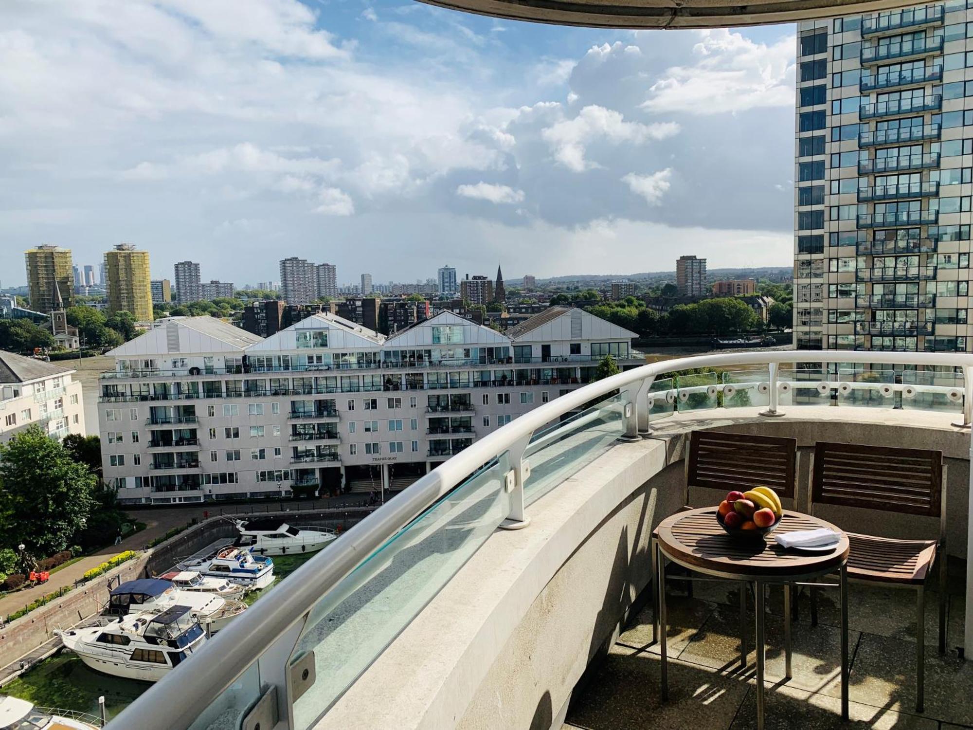 River Twin Suite